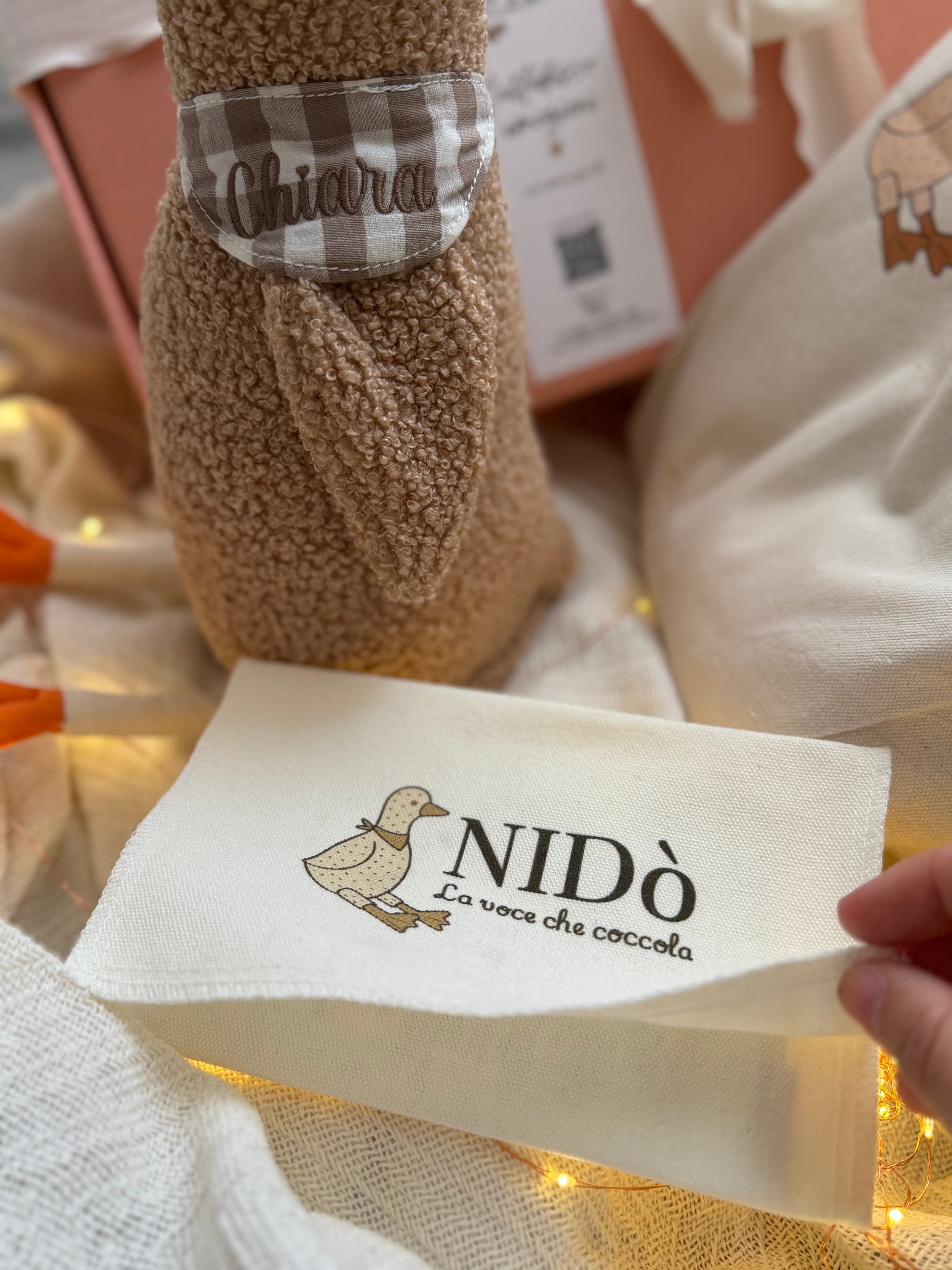 Nidò- Il peluche che registra la voce di mamma, papà o di chi ama il tuo bambino 🧡